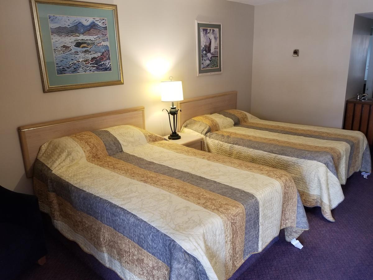 Slumber Lodge Williams Lake Extérieur photo